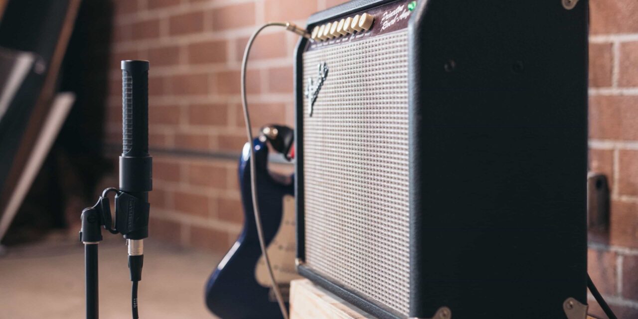 Sådan optager du med elektrisk guitar og guitarforstærker